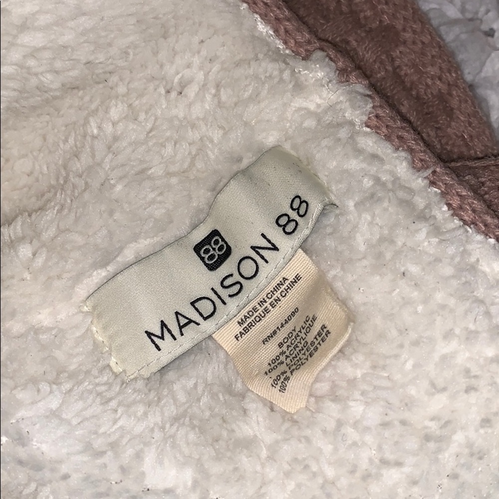 Madison 88 Infinity Scarf - Picture 4 of 4